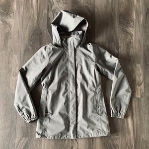 🚫 SOLD North Face Resolve Rain Jacket Parka - M